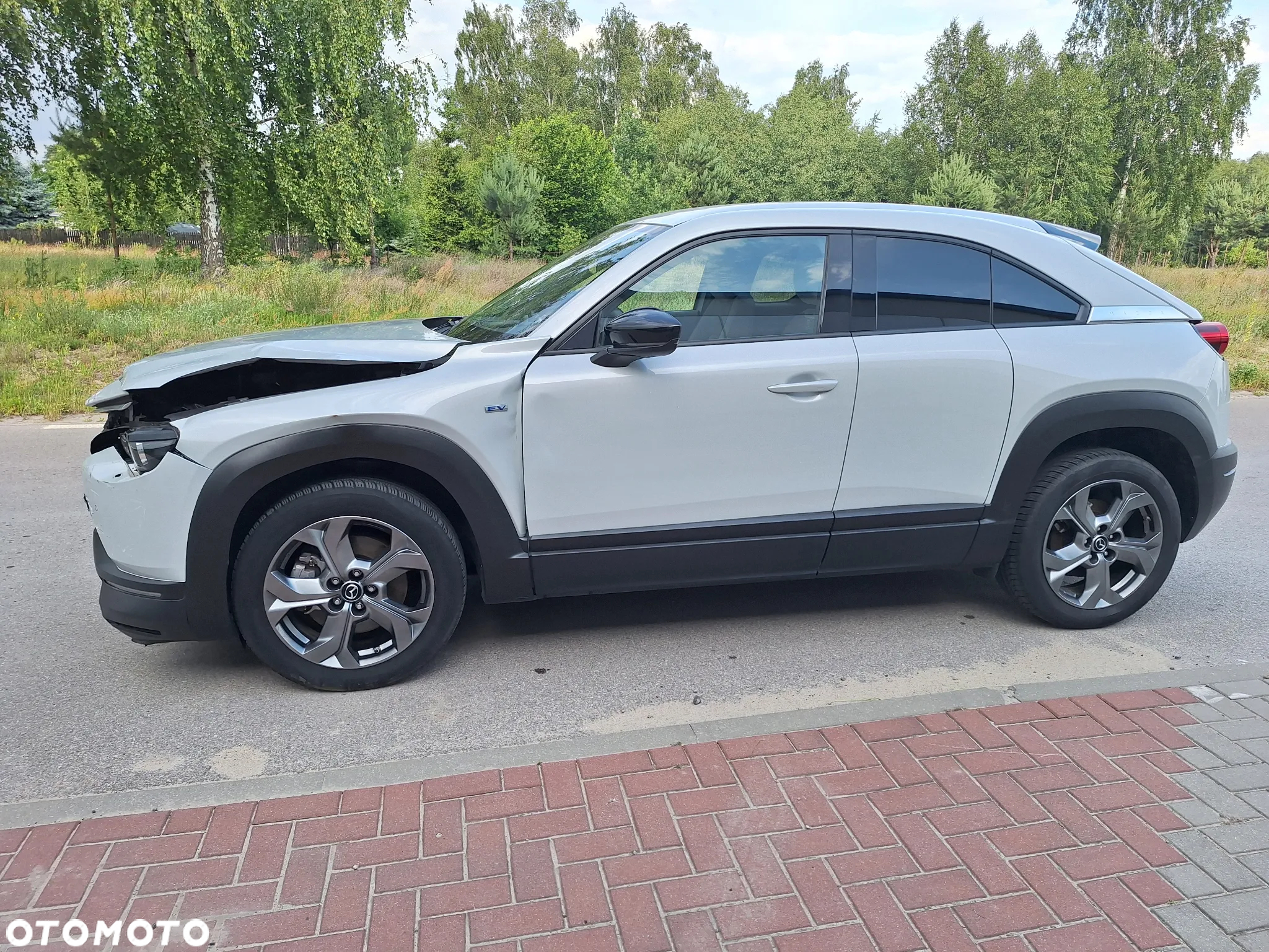 Mazda MX-30 - 10