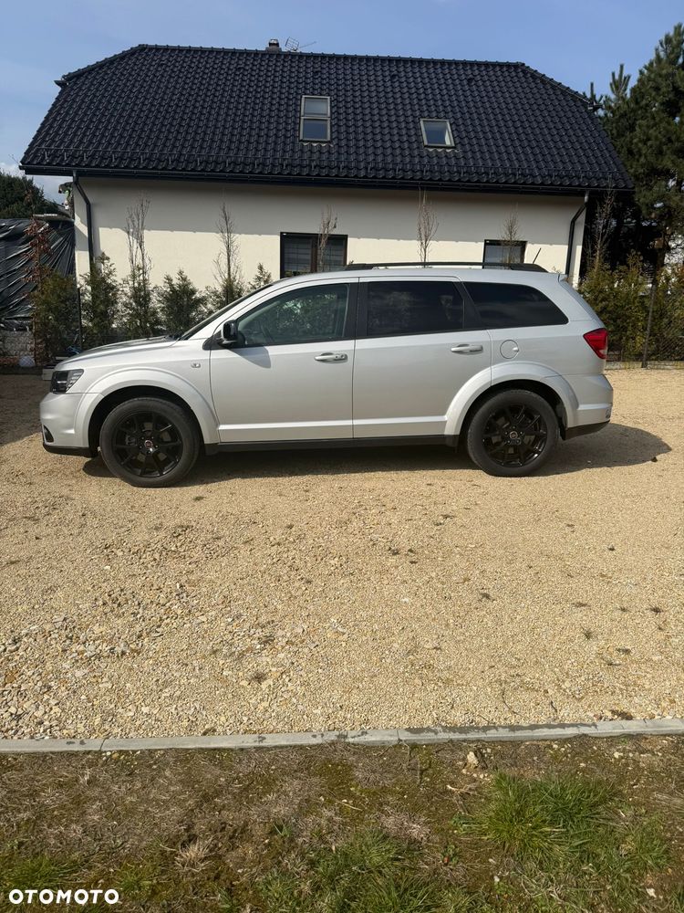 Fiat Freemont 2.0 Multijet Black Code AWD - 4