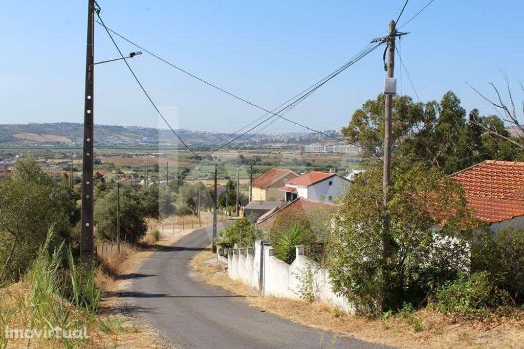 Terreno com 5 520m2, em Santo Antão do Tojal, Loures - Grande imagem: 2/25