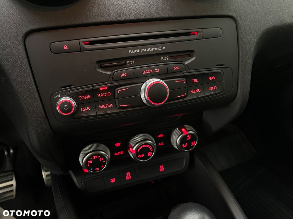 Audi A1 Sportback 1.6 TDI S tronic S line edition - 16