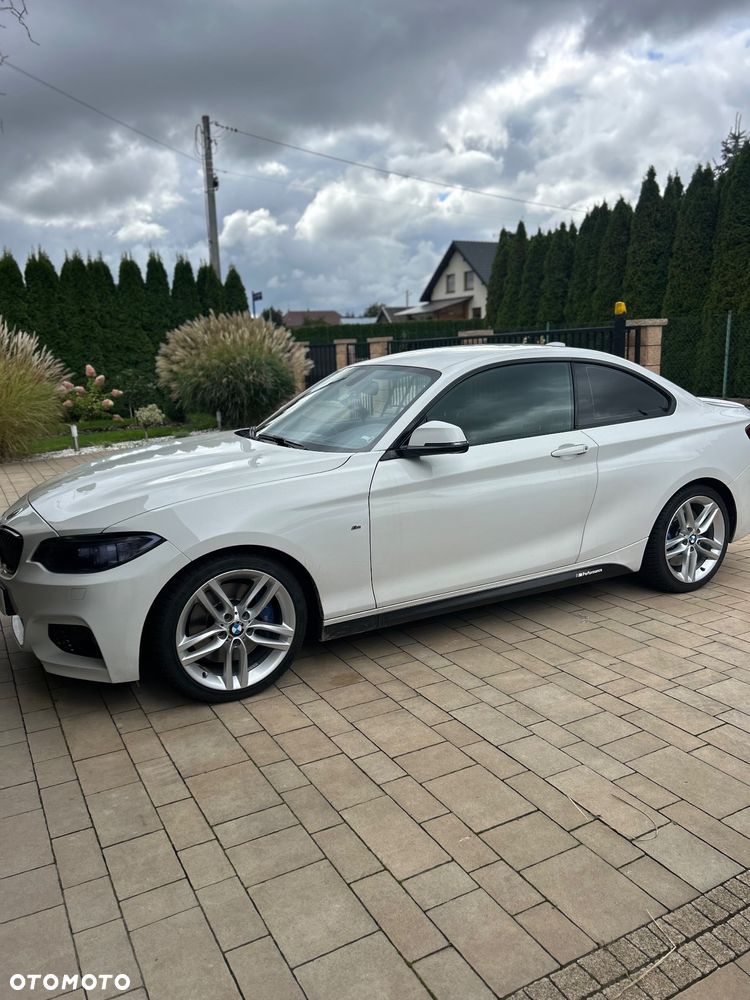 BMW Seria 2 220d - 10