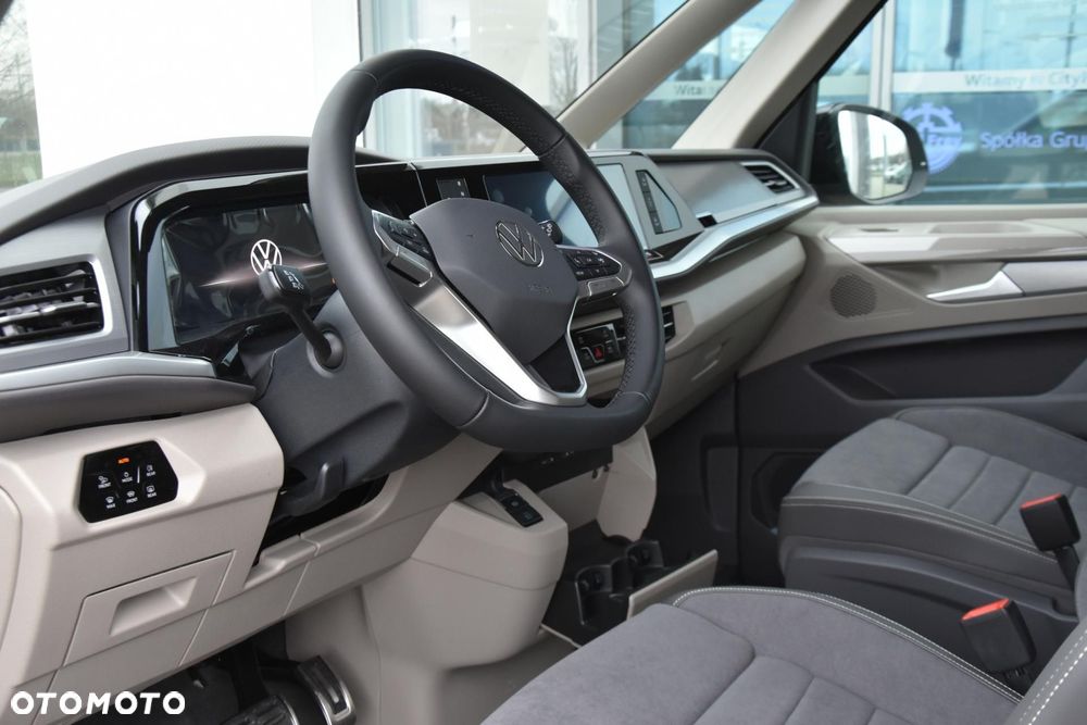 Volkswagen Multivan - 21