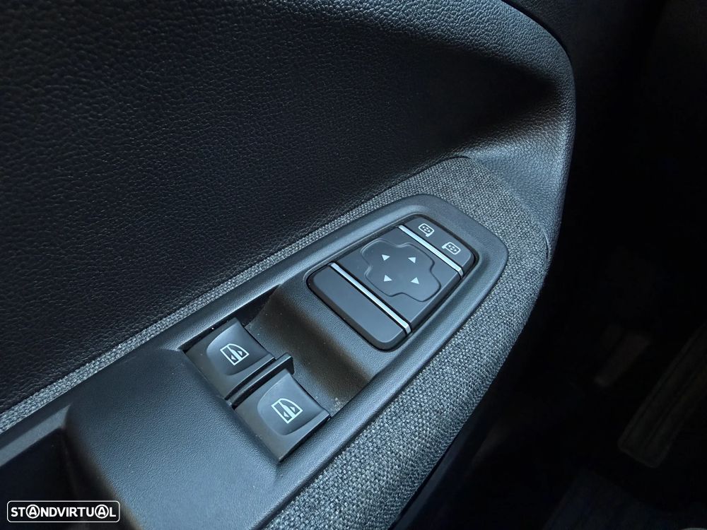 Renault Zoe (c/ Bateria) EV50 110hp Evolution - 7