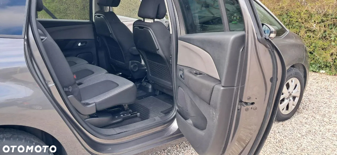 Citroën C4 Picasso - 11