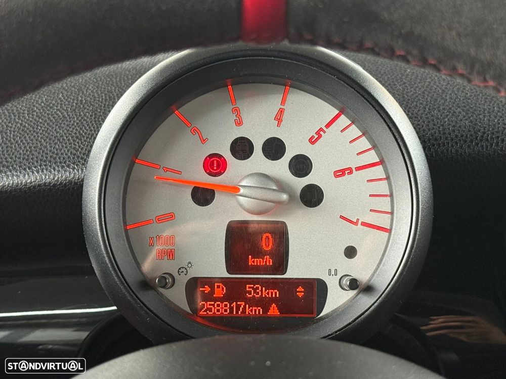 MINI 3 Portas Cooper D - 40