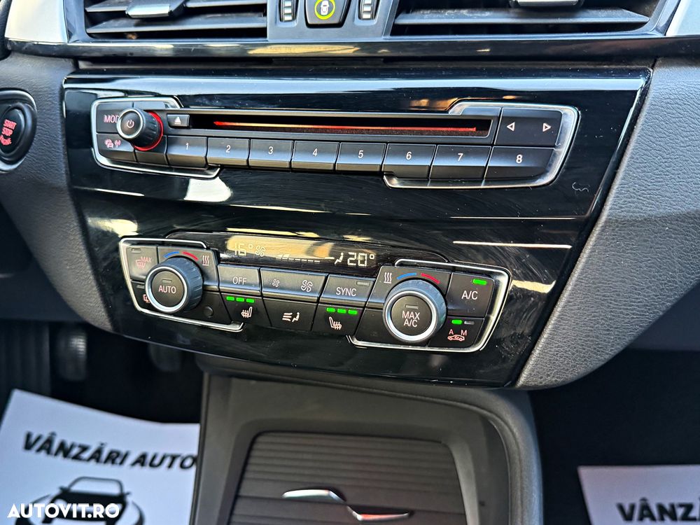 BMW X1 sDrive18d xLine - 25