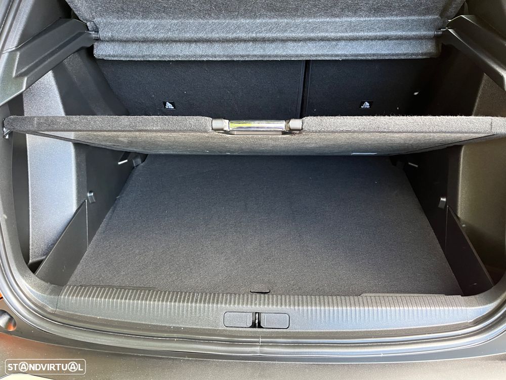 Peugeot 2008 PureTech 130 EAT8 Allure Pack - 31