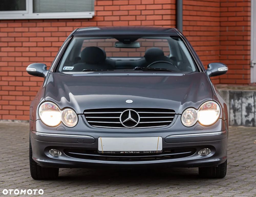 Mercedes-Benz CLK - 4