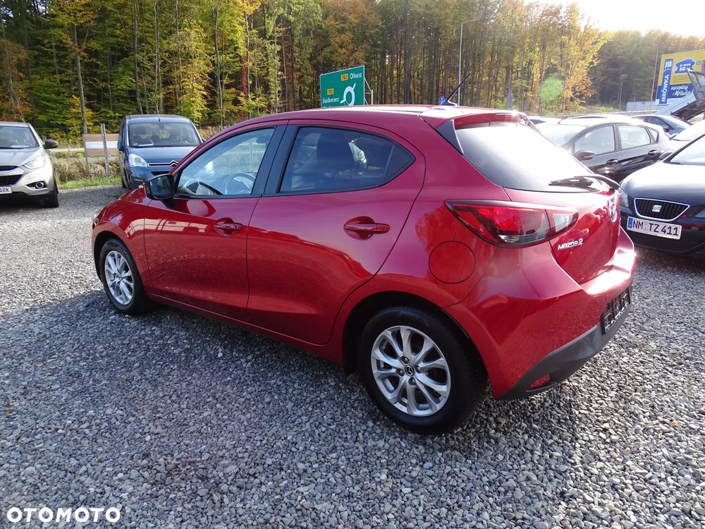 Mazda 2 2015 photo 5