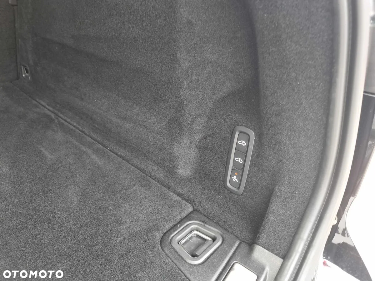 Volvo XC 60 B5 D AWD Geartronic Inscription - 18