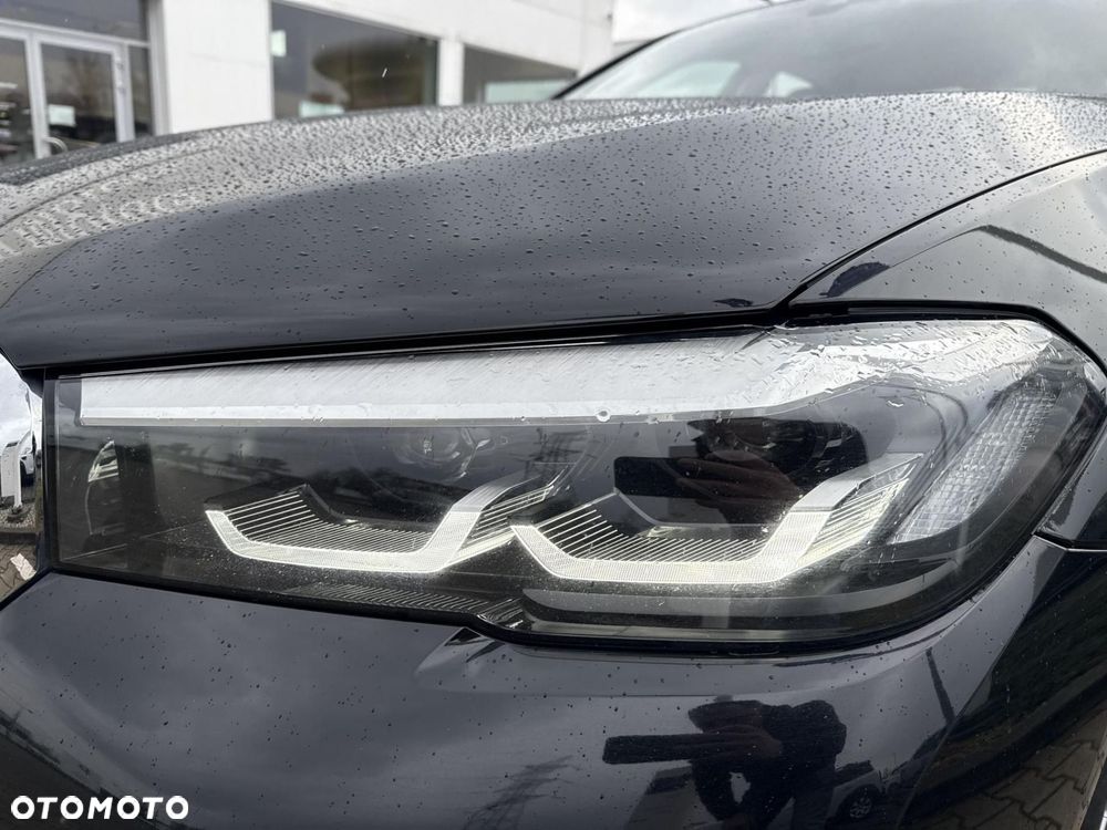 BMW Seria 5 - 29