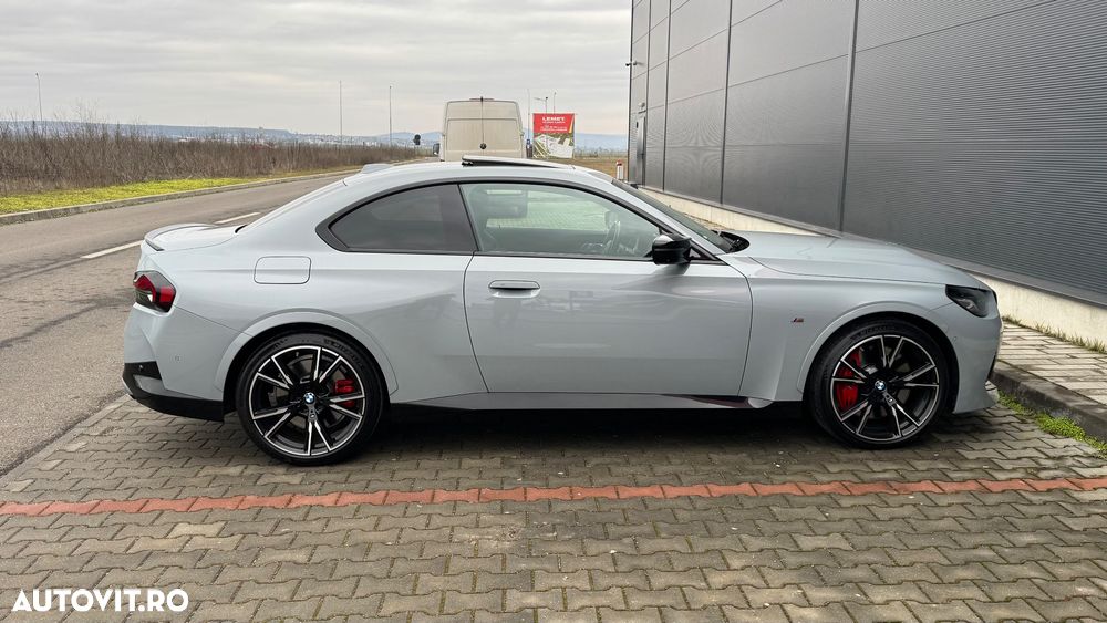 BMW M2 M240i xDrive AT - 4