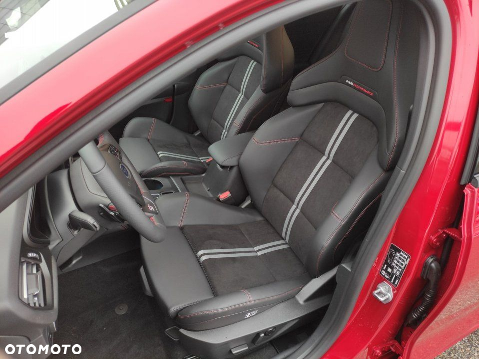 Ford Focus - 16