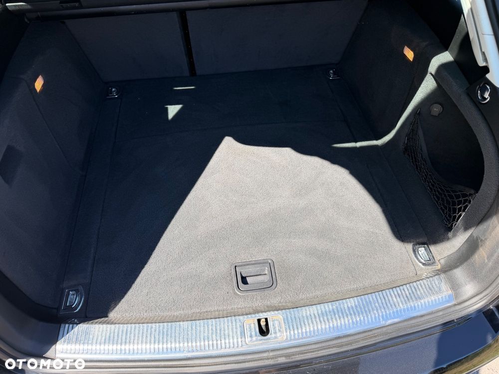 Audi A4 Avant 2.0 TDI DPF Ambition - 33