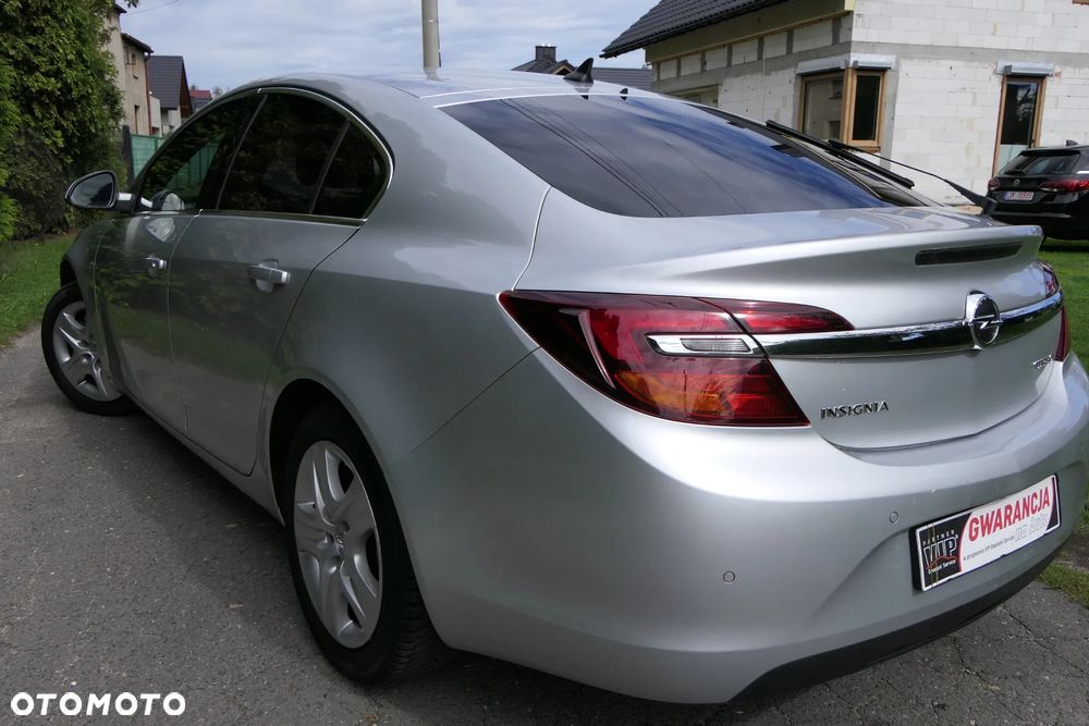 Opel Insignia 1.6 T Cosmo S&S - 8