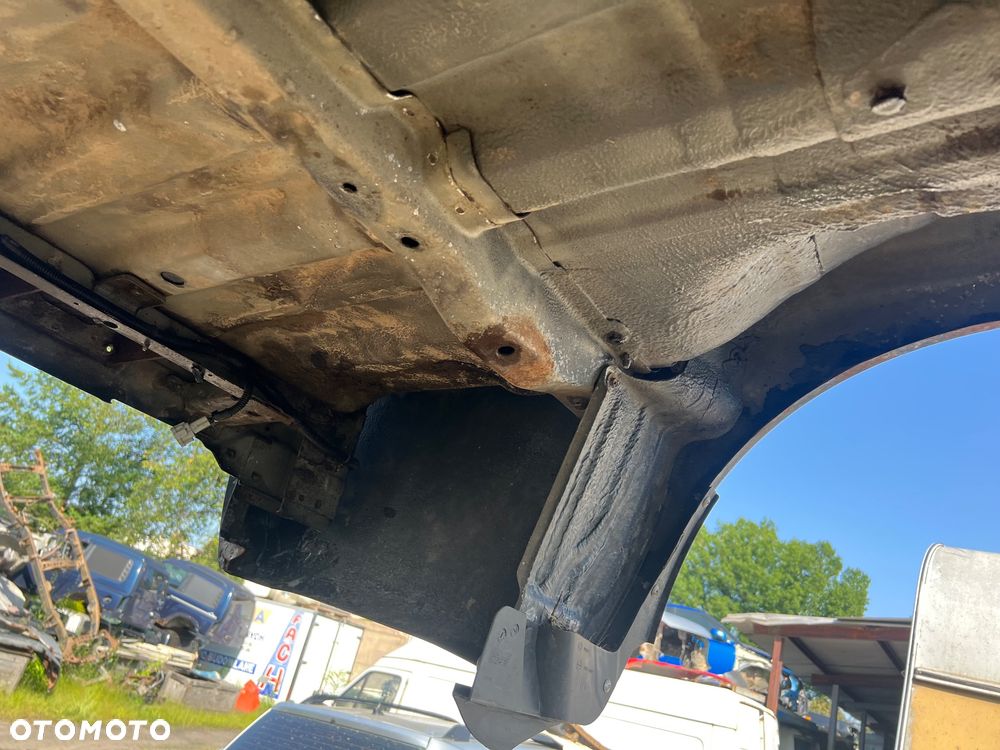 Skrzynia ładunkowa paka zabudowa Nissan Navara d40 - 13