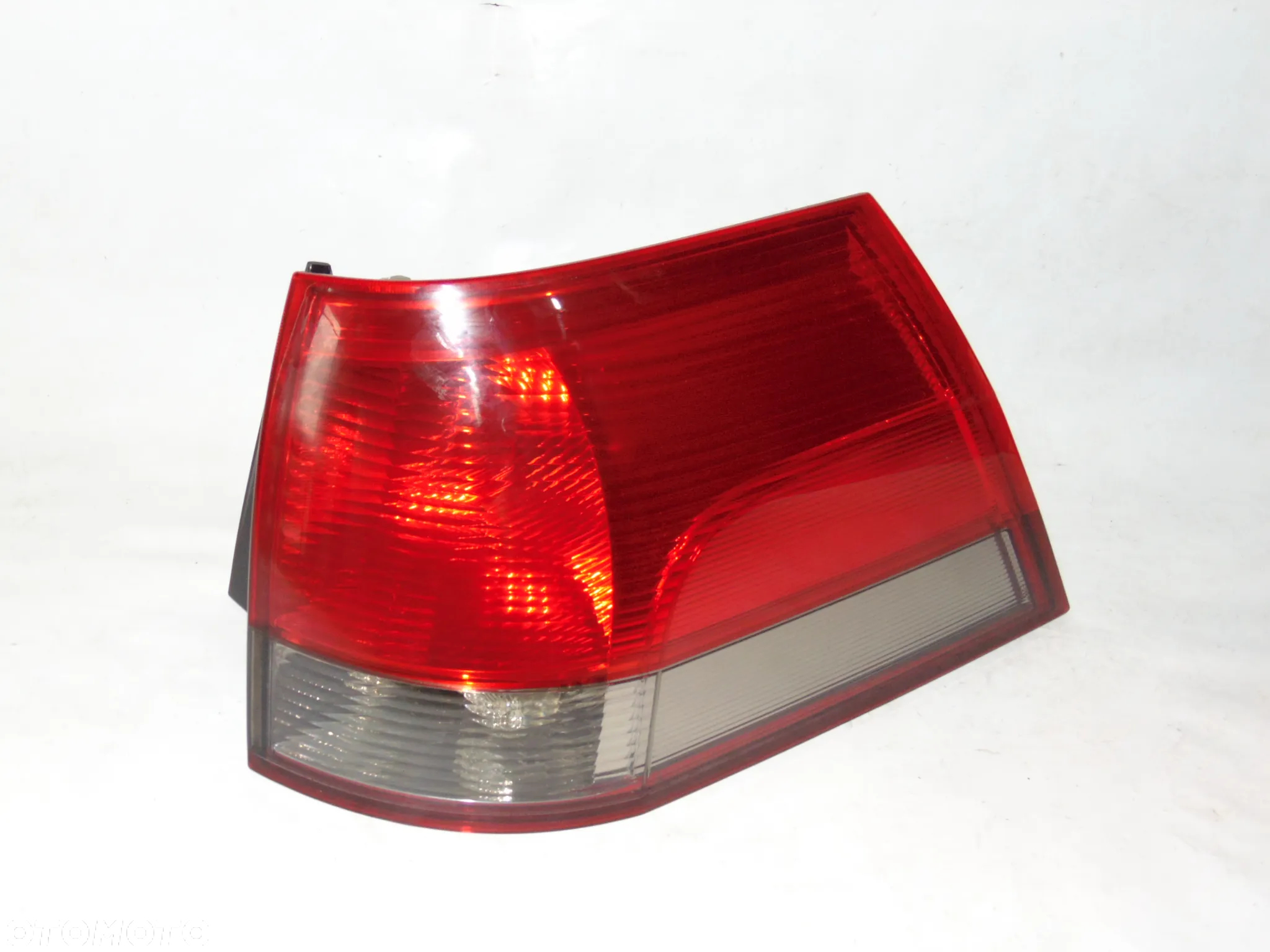ORYGINAŁ lampa tylna tył lewa prawa Opel Vectra C kombi 02-05r - 11