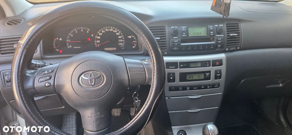 Toyota Corolla 1.4 D-4D - 11