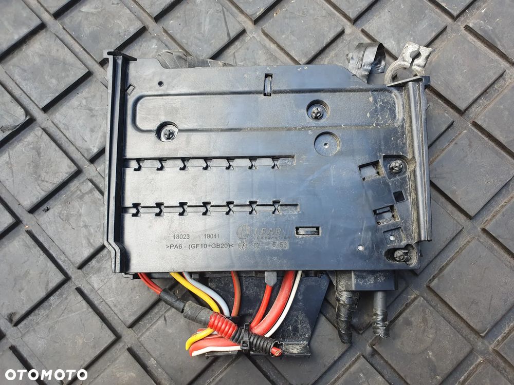ROZDZIELACZ PRĄDU FORD FOCUS MK3  Skrzynka bezpieczników AV6T14A067BC - 3