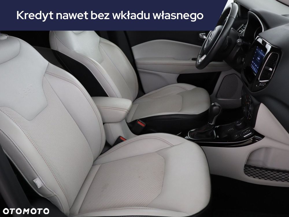 Jeep Compass - 11