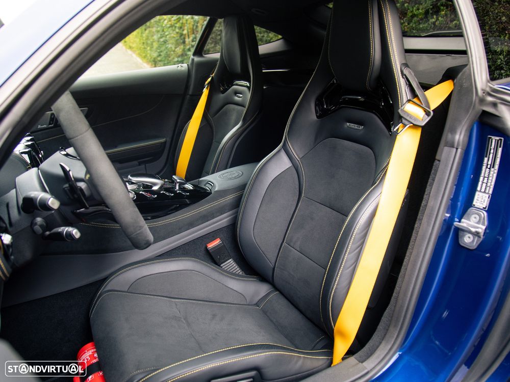 Mercedes-Benz AMG GT R - 26