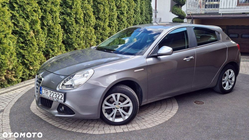 Alfa Romeo Giulietta - 2