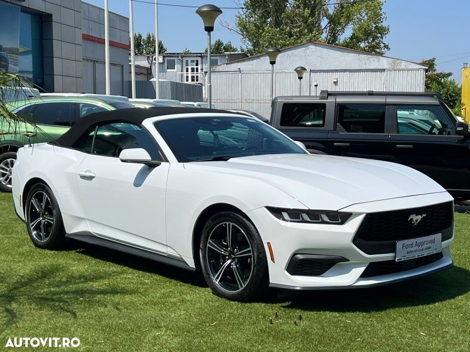 Ford Mustang - 11