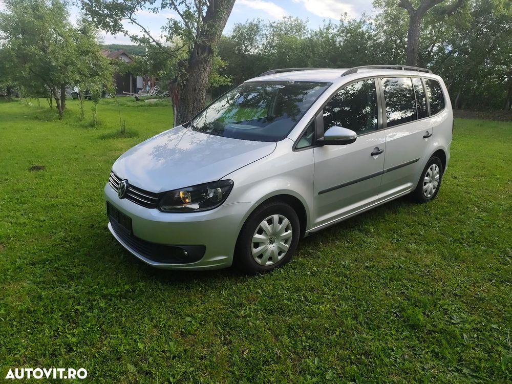 Volkswagen Touran 1.6 TDI Highline - 1