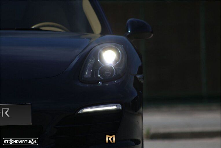 Porsche Boxster 2.7 - 8