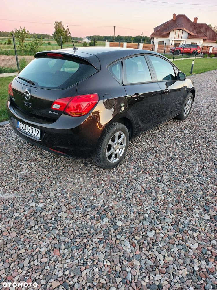 Opel Astra - 3