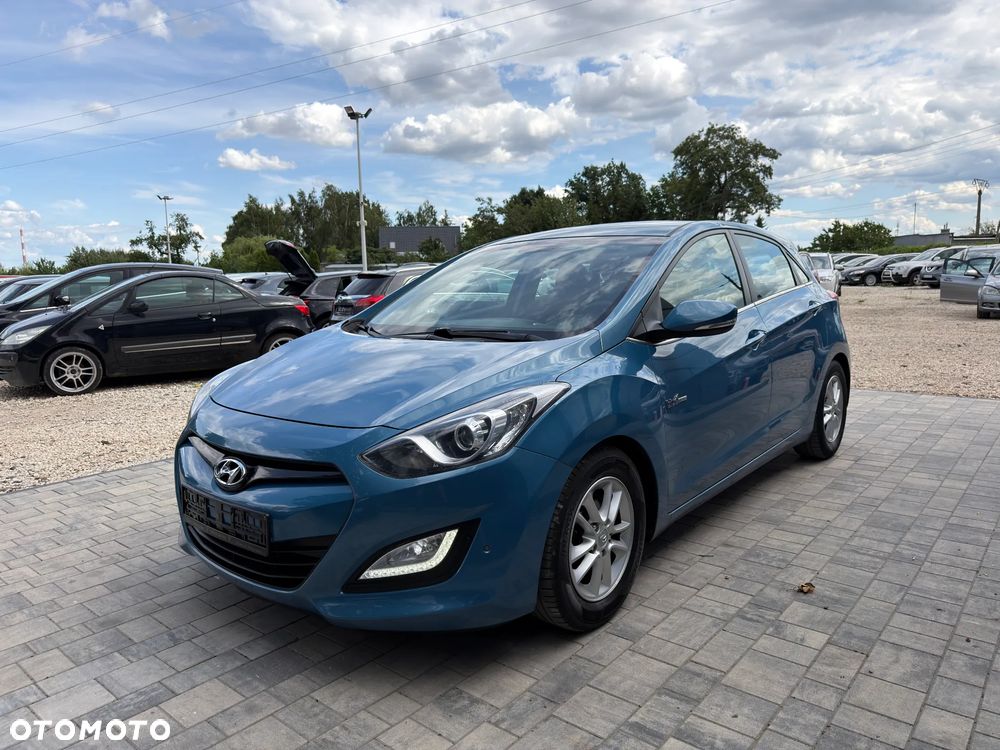 Hyundai i30 1.6 GDI Premium - 17