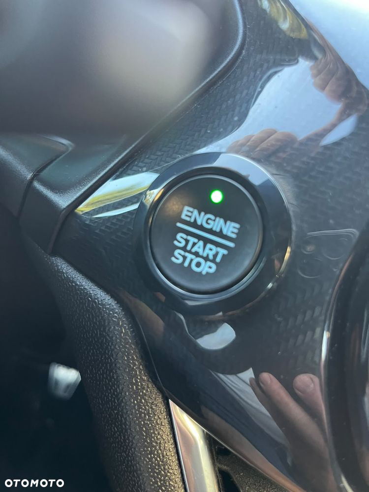 Ford Fiesta 1.0 EcoBoost STart-Stop ST-LINE - 19