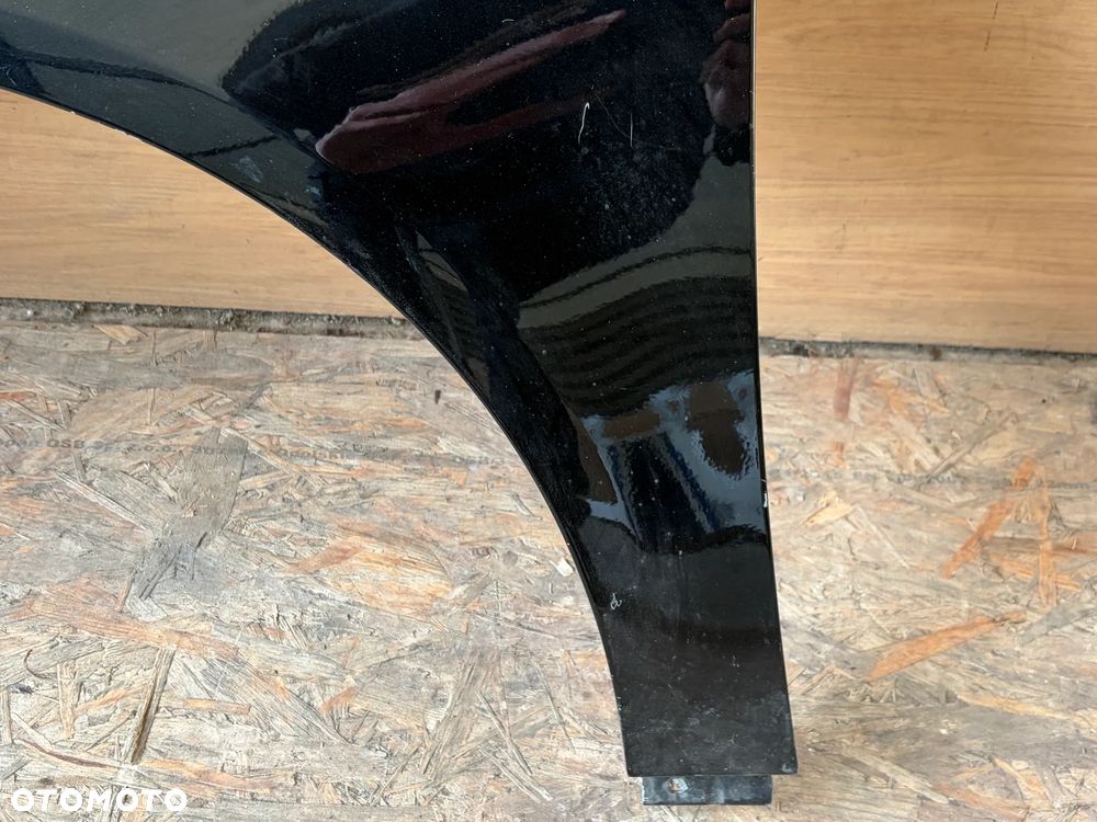 Błotnik przedni lewy VW PASSAT B6 05- 3C0880681 - 3