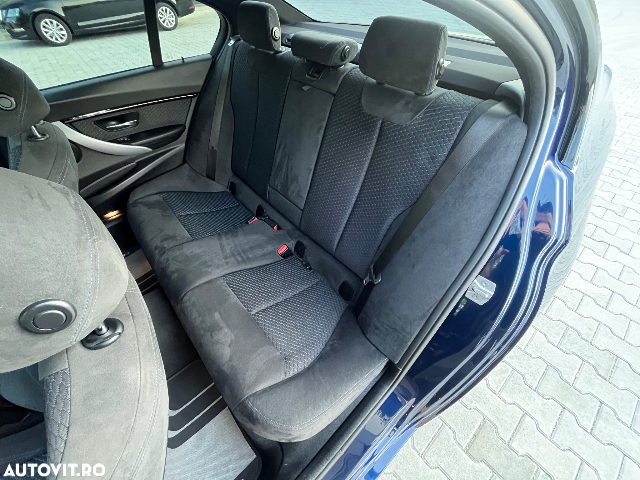 BMW Seria 3 330e iPerformance M Sport - 7
