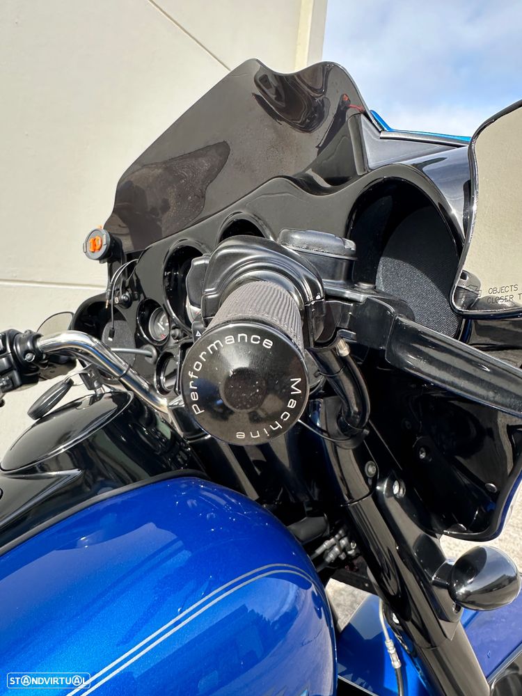 Harley-Davidson FLHT - 14