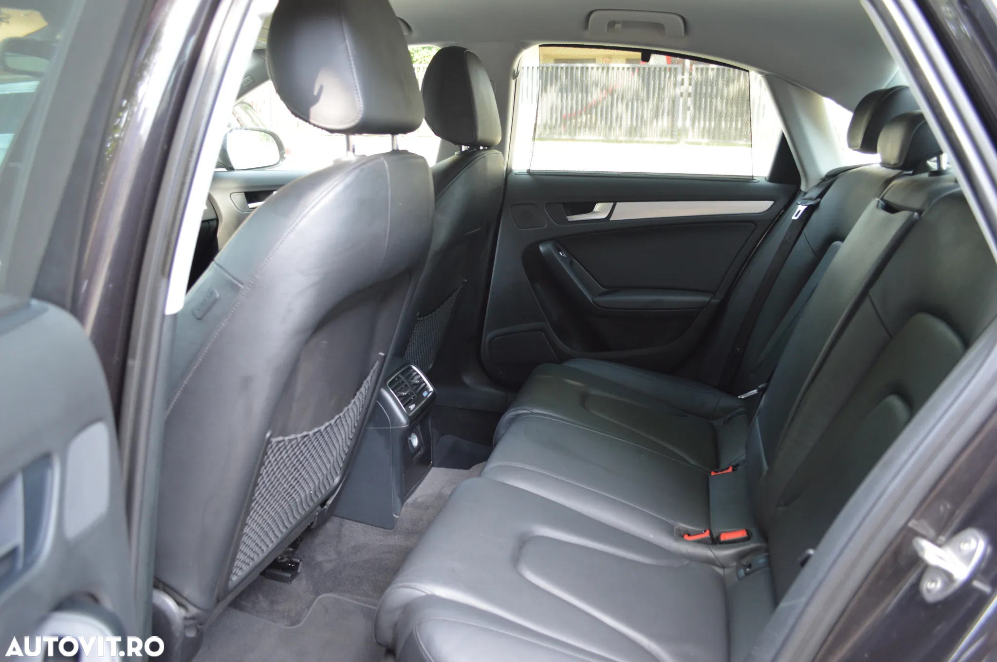 Audi A4 2.0 TDI DPF multitronic S line Sportpaket - 8