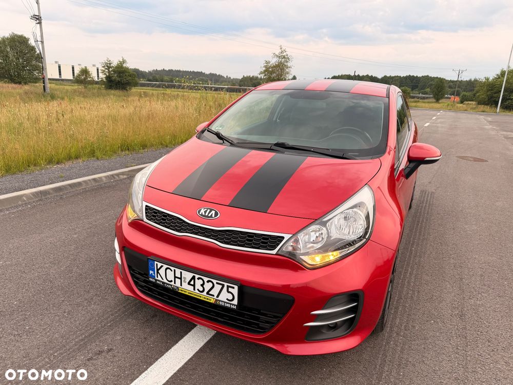 Kia Rio 1.2 L - 4