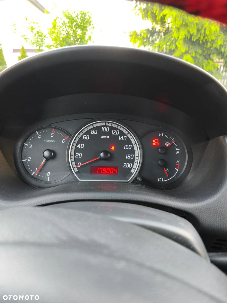 Suzuki Swift - 9