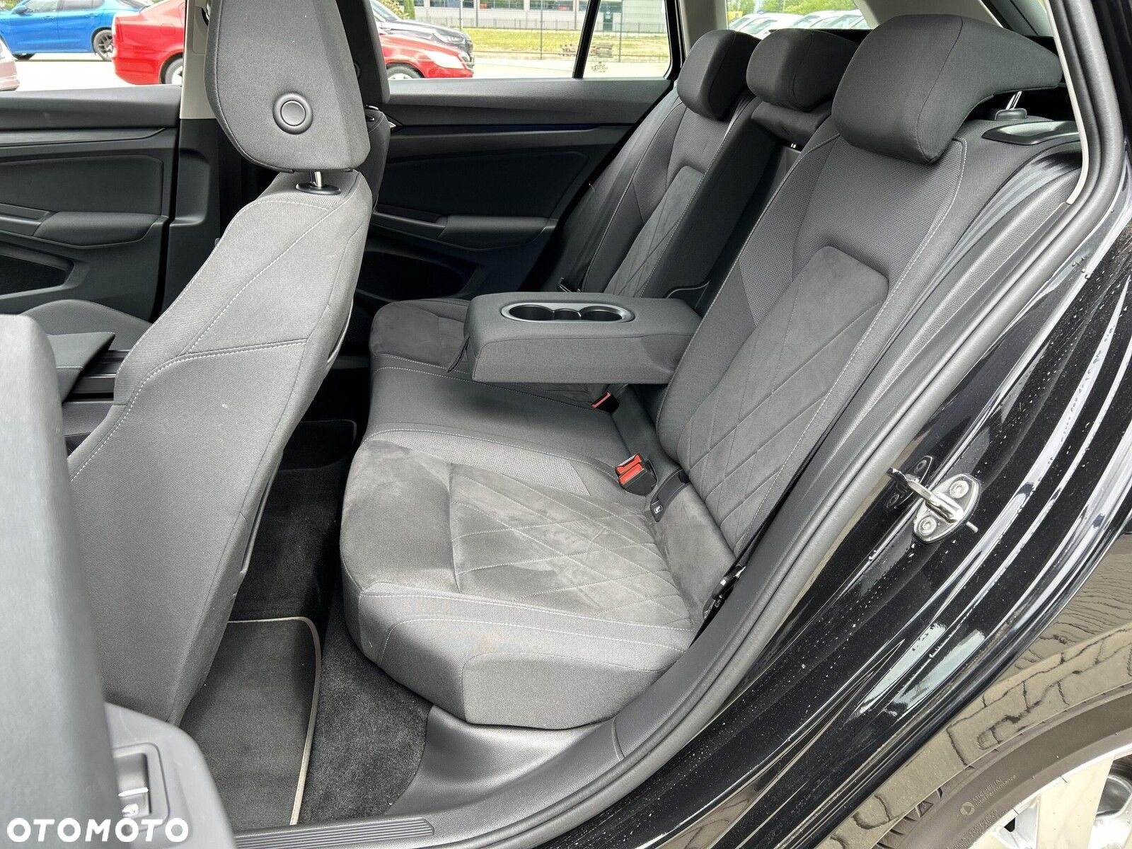 Volkswagen Golf VIII 2.0 TDI Style DSG - 11