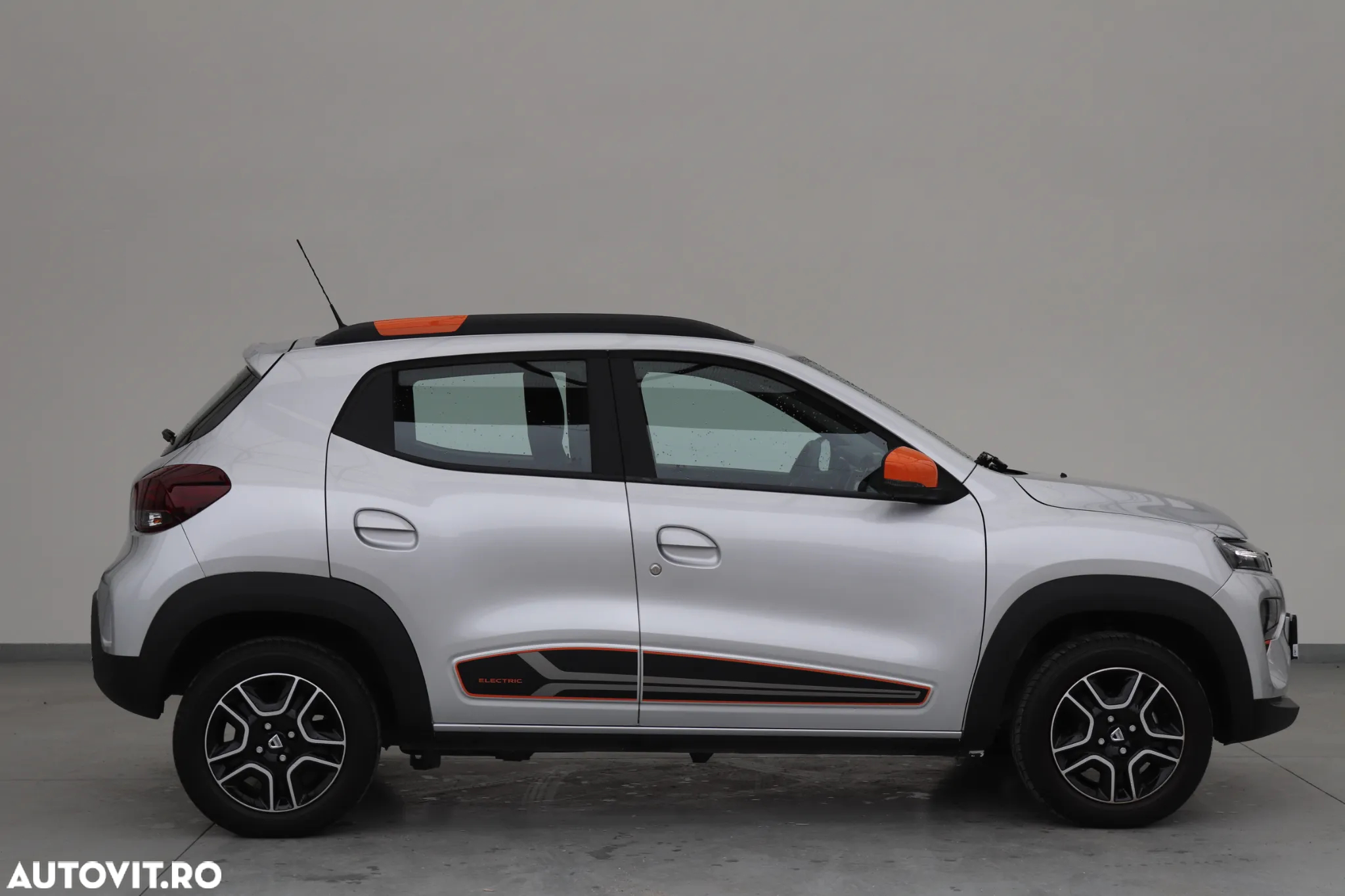 Dacia Spring Comfort Plus - 4