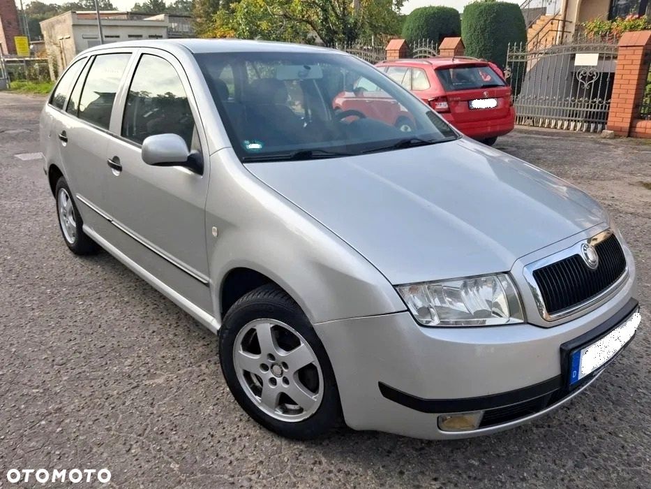Skoda Fabia 2003 photo 2