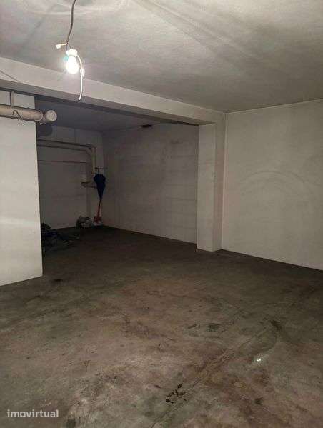 ARRENDO garagem box Vila do Conde - Grande imagem: 3/5