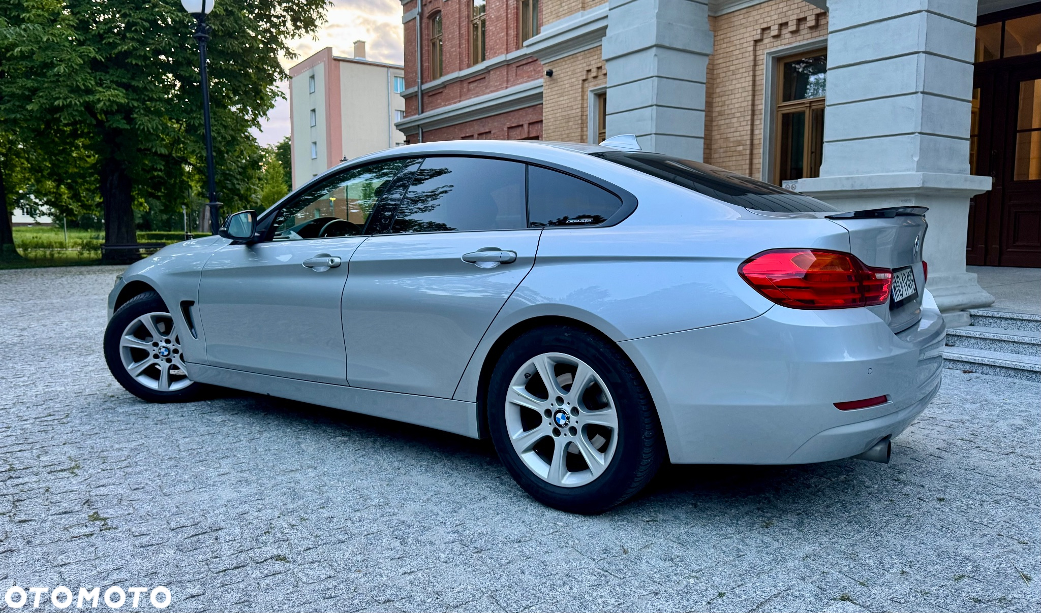 BMW Seria 4 420i Gran Coupe - 14