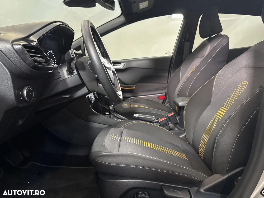 Ford Fiesta - 23
