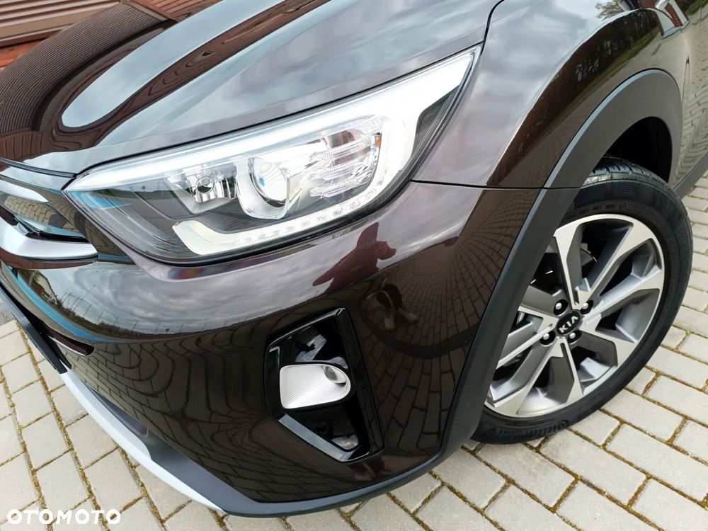 Kia Stonic 1.4 L - 13