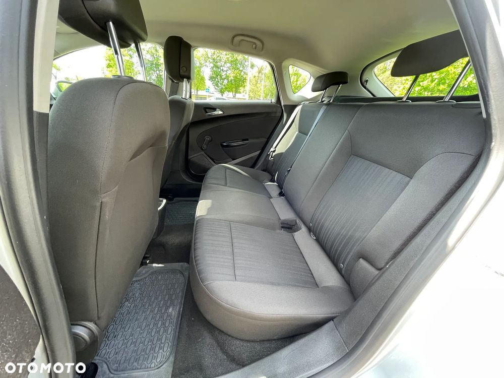 Opel Astra 1.6 Essentia - 14