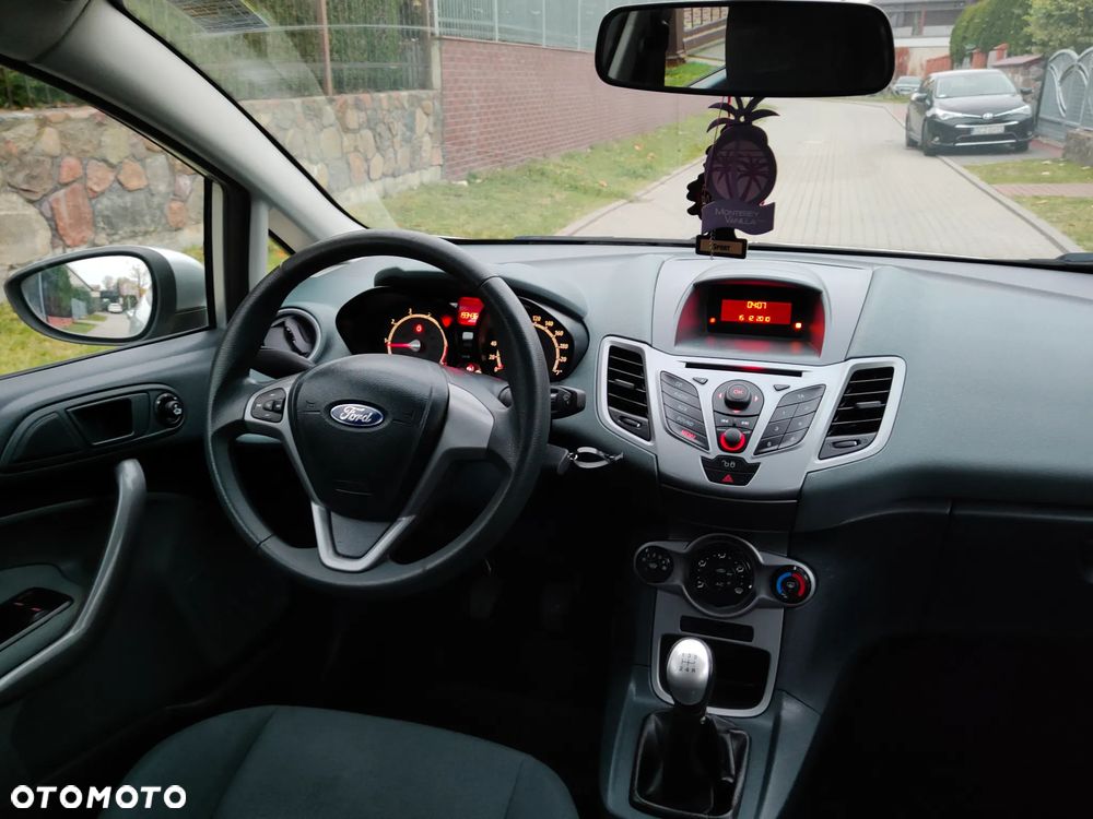 Ford Fiesta - 13