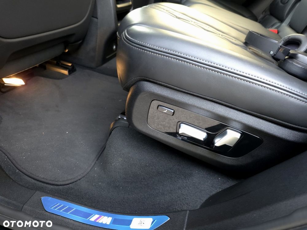 BMW X5 xDrive40d - 17