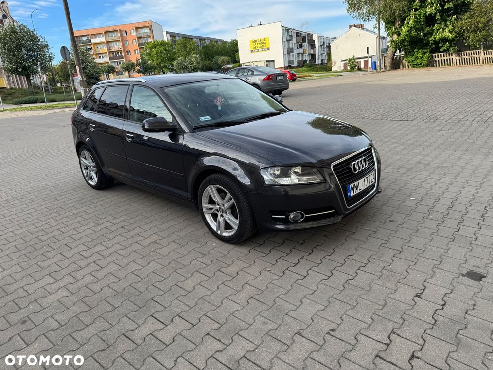 Audi A3 Sportback 1.6 TDI DPF Ambiente - 7
