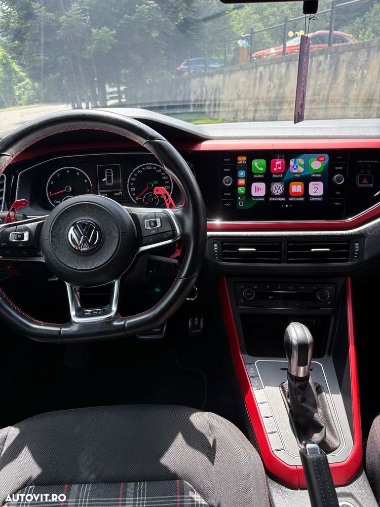 Volkswagen Polo 2.0 TSI DSG GTI - 11
